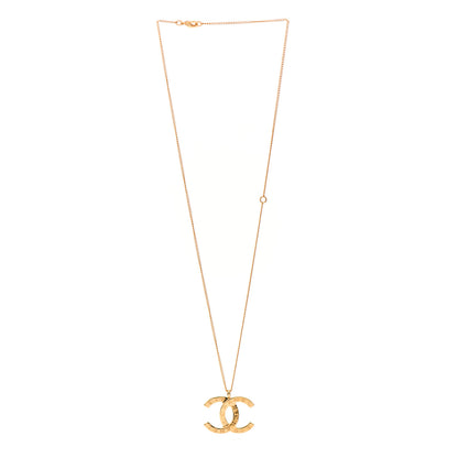 Chanel Metal CC Paris Button Necklace Gold 3 of 4