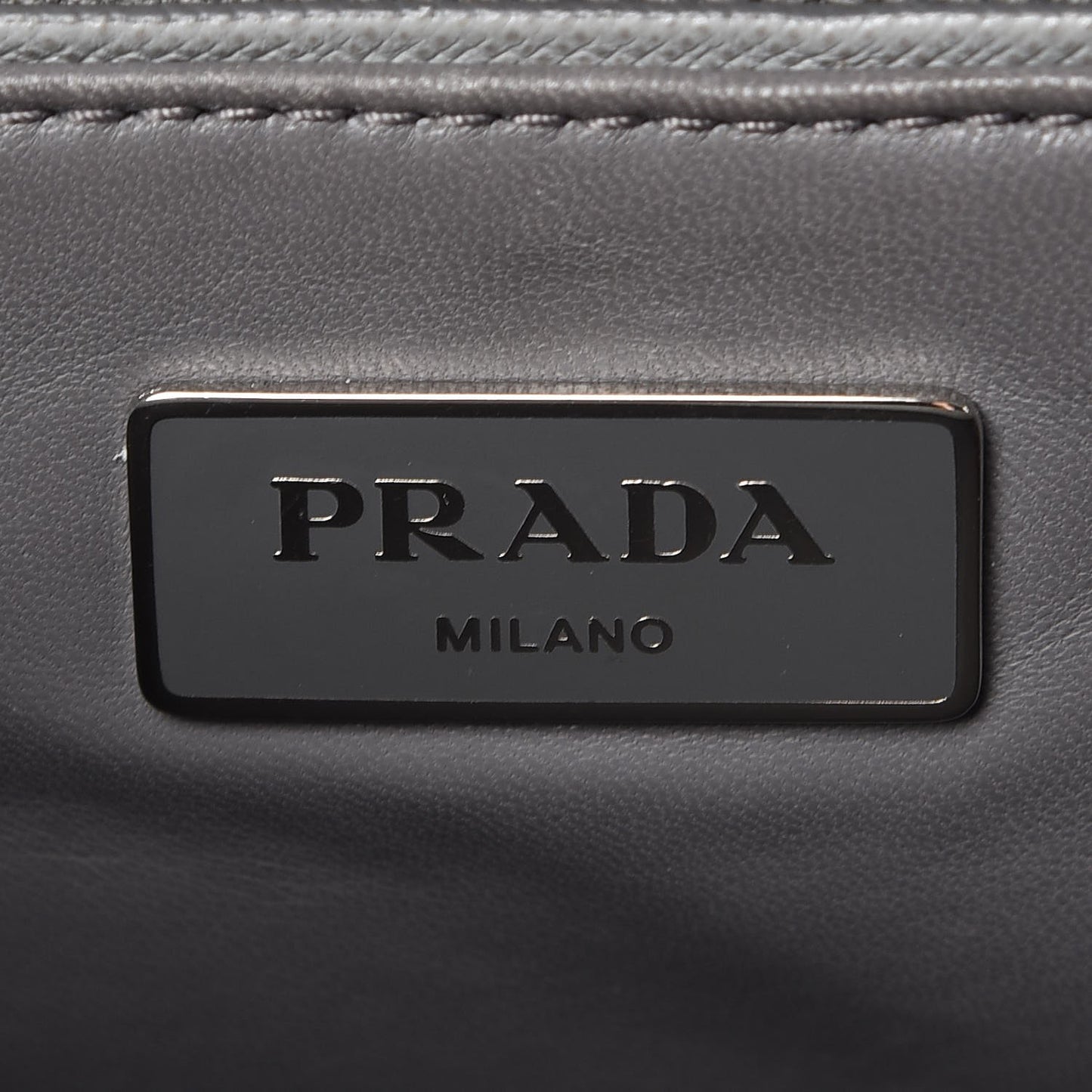 Saffiano Soft Sound Shoulder Bag Marmo Nube