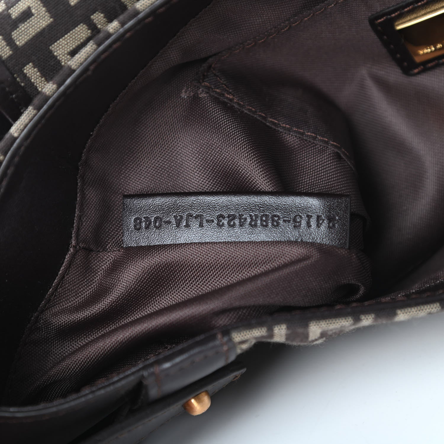 Fendi Zucchino Cuoio Ingrassato Medium Compilation Hobo Testa di Moro Beige 7 of 13