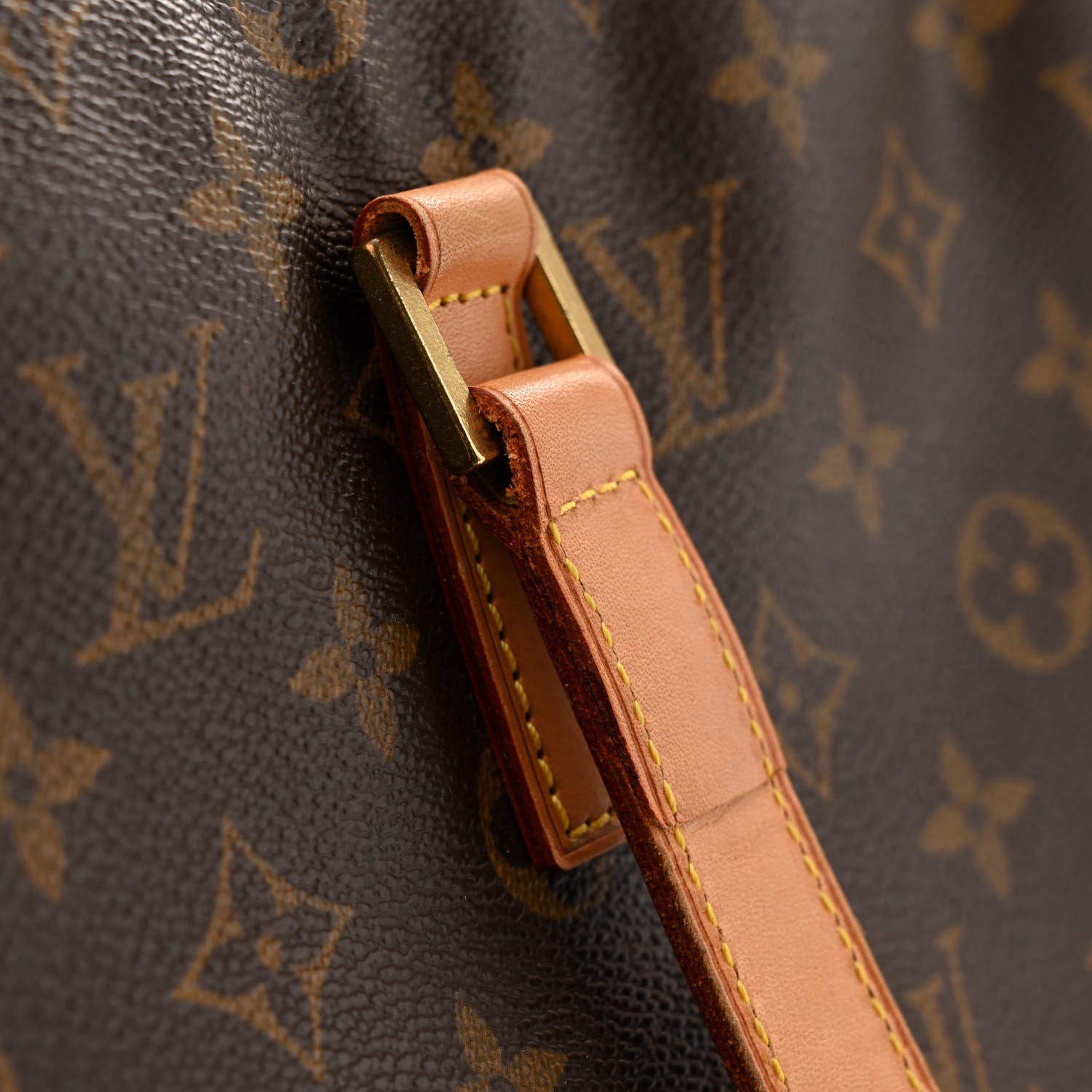 Louis Vuitton Monogram Cabas Mezzo 13 of 14