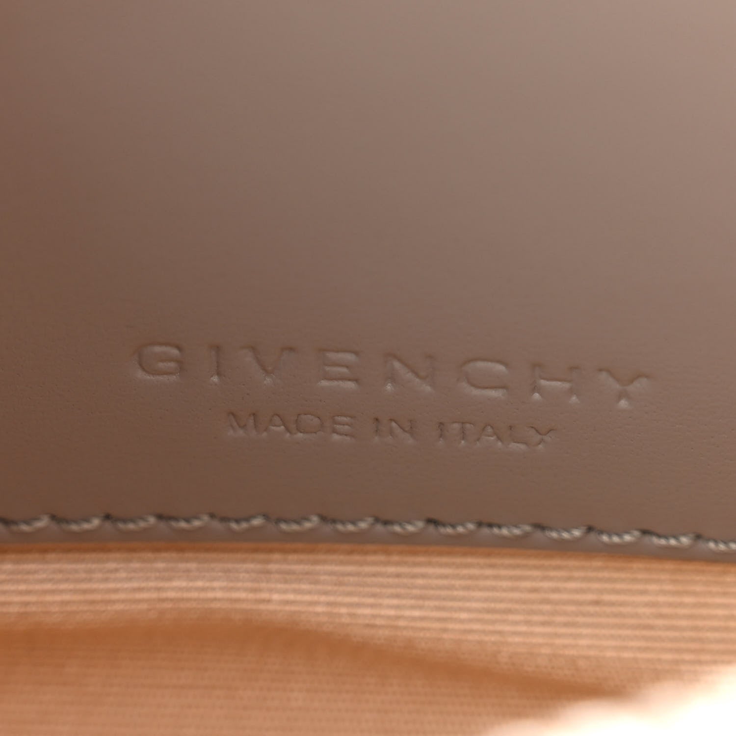 Givenchy Sugar Goatskin Nano Antigona Pearl Grey 6 of 10
