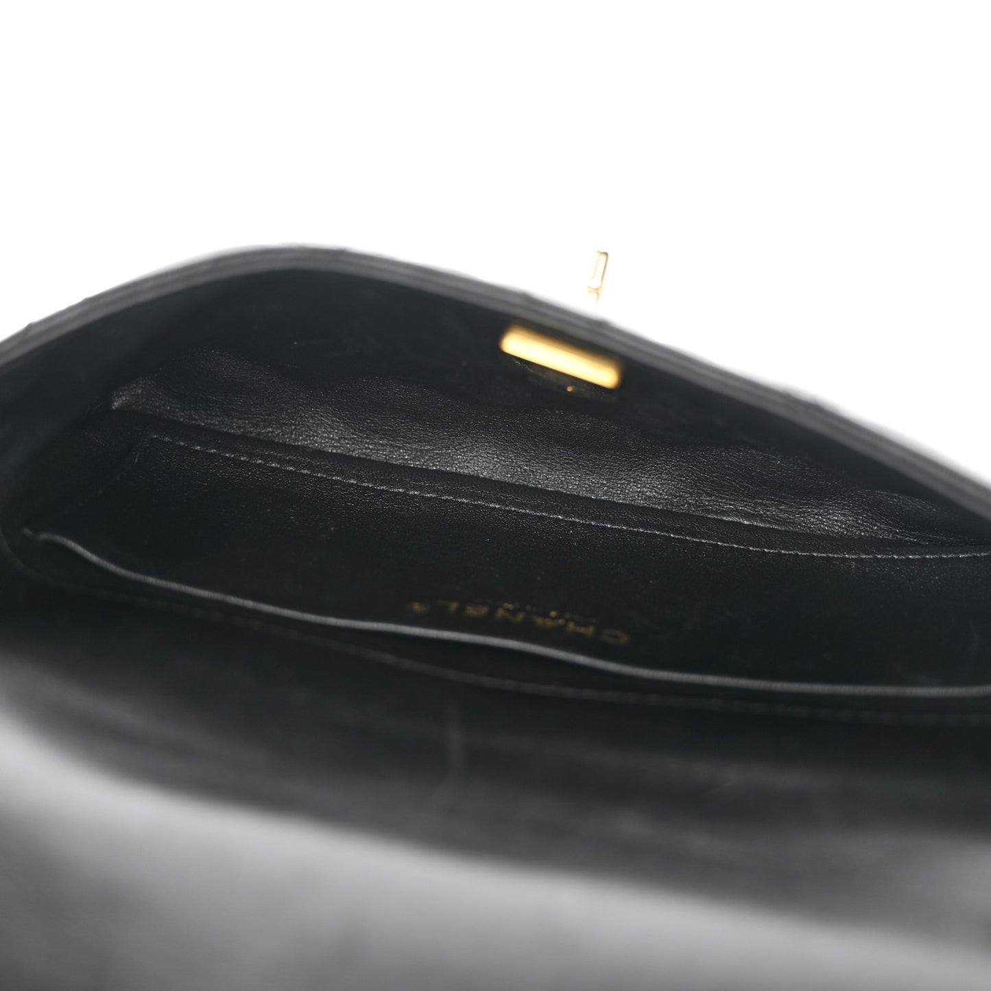 Lambskin Quilted CC Pocket Clutch With Chain Black