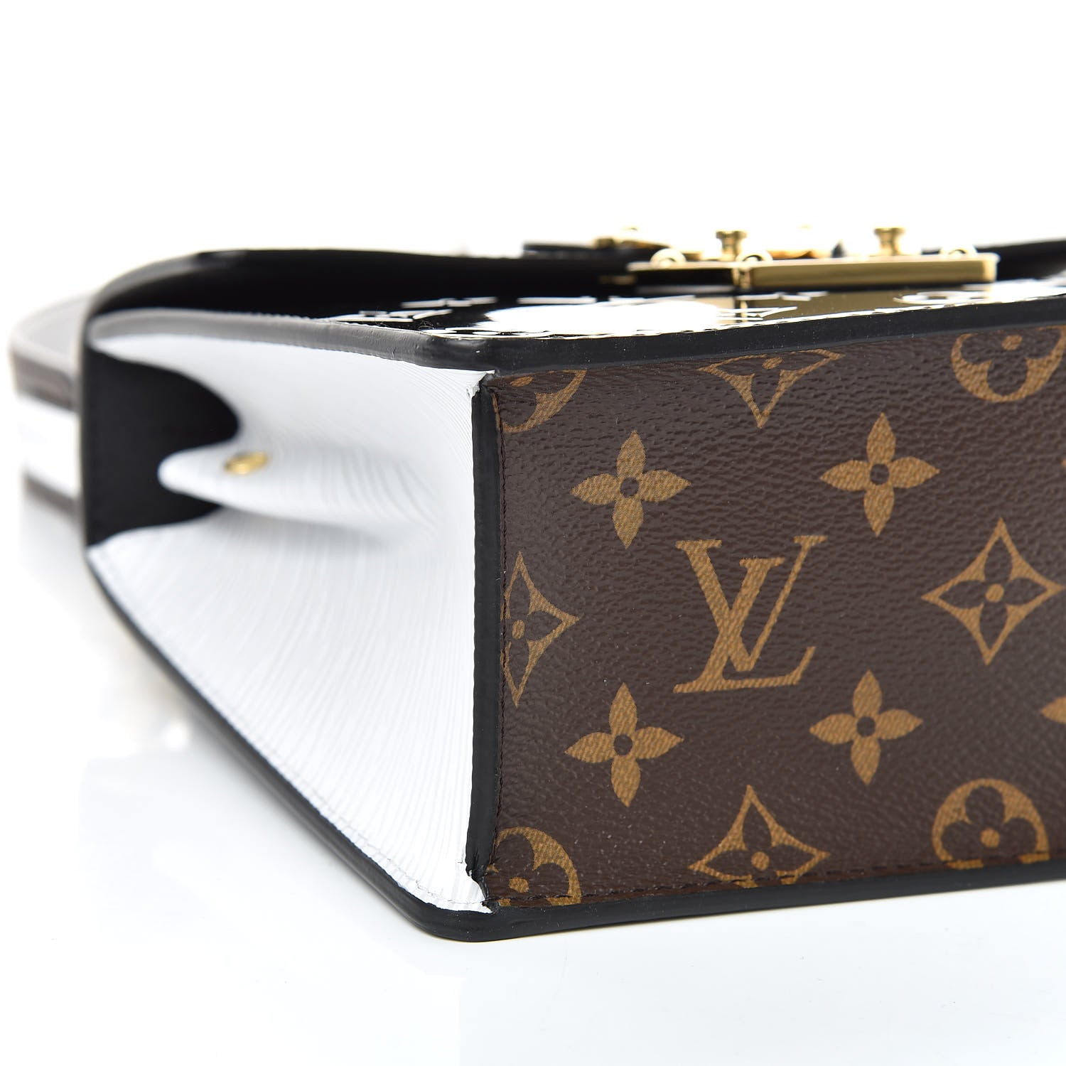 Louis Vuitton Vernis Epi Monogram Spring Street Black 7 of 9