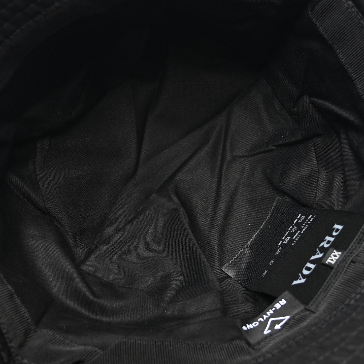 Re-Nylon Metal Triangle Logo Mens Bucket Hat XXL Black