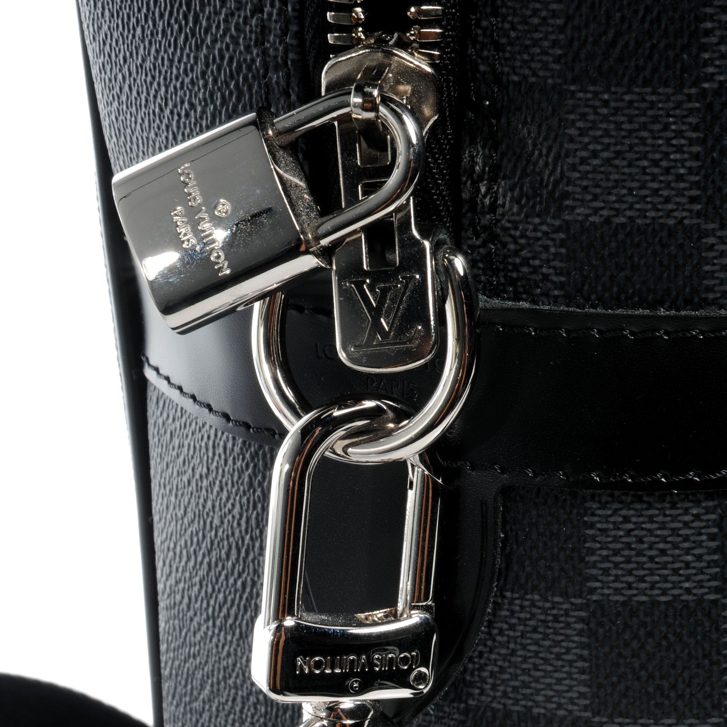 Damier Graphite Porte-Documents Voyage GM
