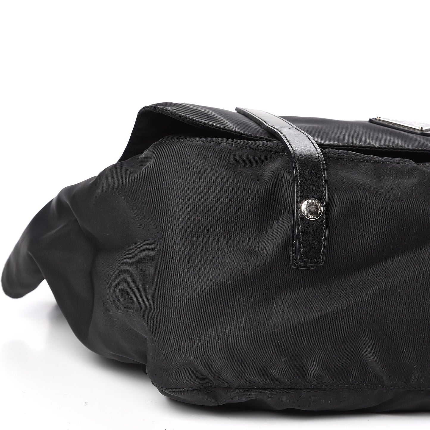 Nylon Vela Messenger Bag Black