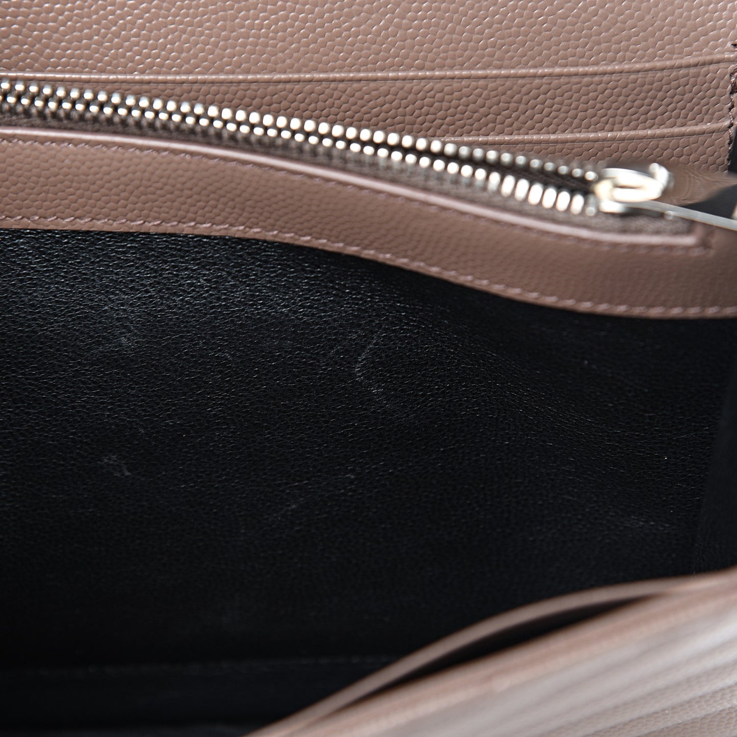 Grain De Poudre Matelasse Chevron Monogram Chain Wallet Fard