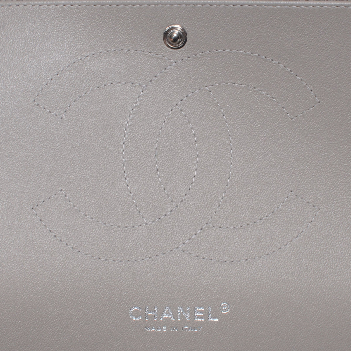 Iridescent Caviar Jumbo Double Flap Grey