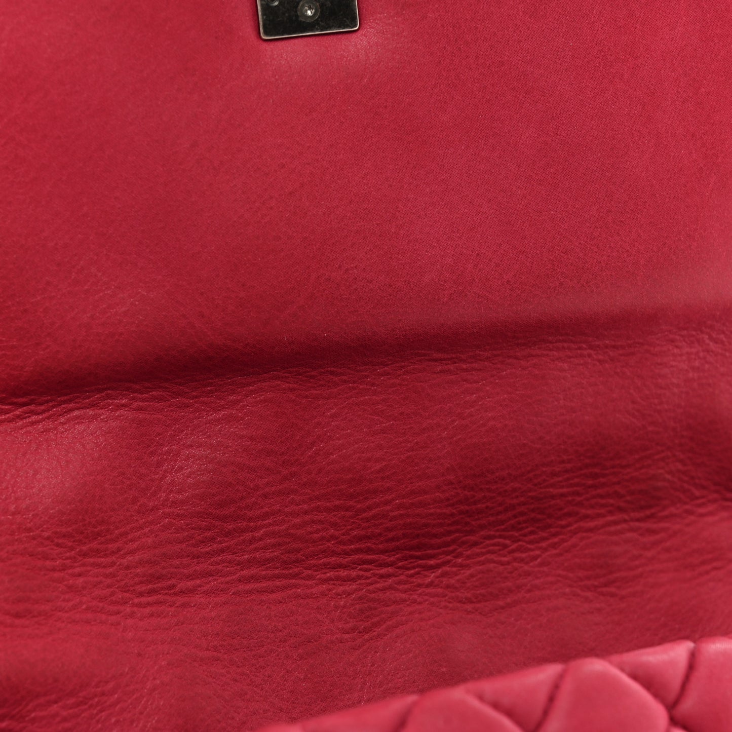 Iridescent Calfskin Small New Bubble Quilt Flap Fuchsia