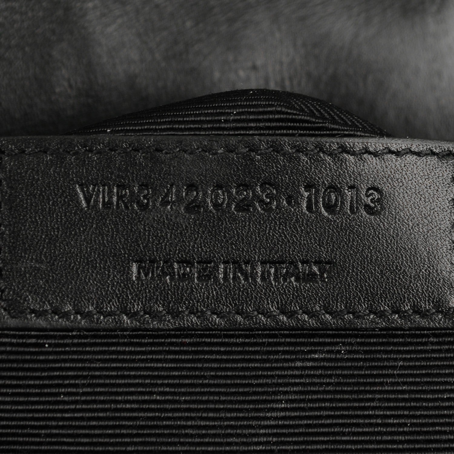 Saint Laurent Smooth Calfskin Matelasse Chevron Large Monogram Satchel Black 8 of 12