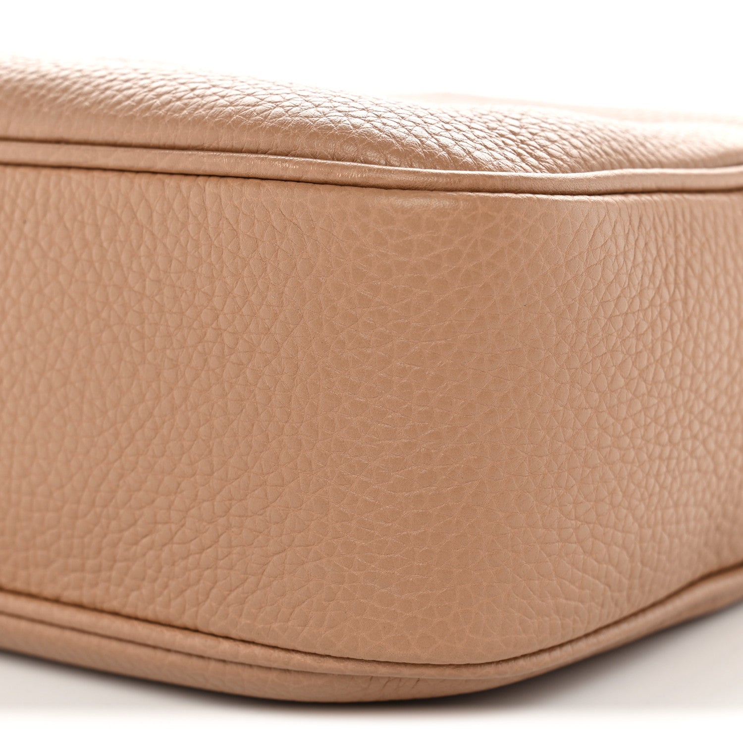 Gucci Pebbled Calfskin Small Soho Disco Bag Camelia 10 of 10