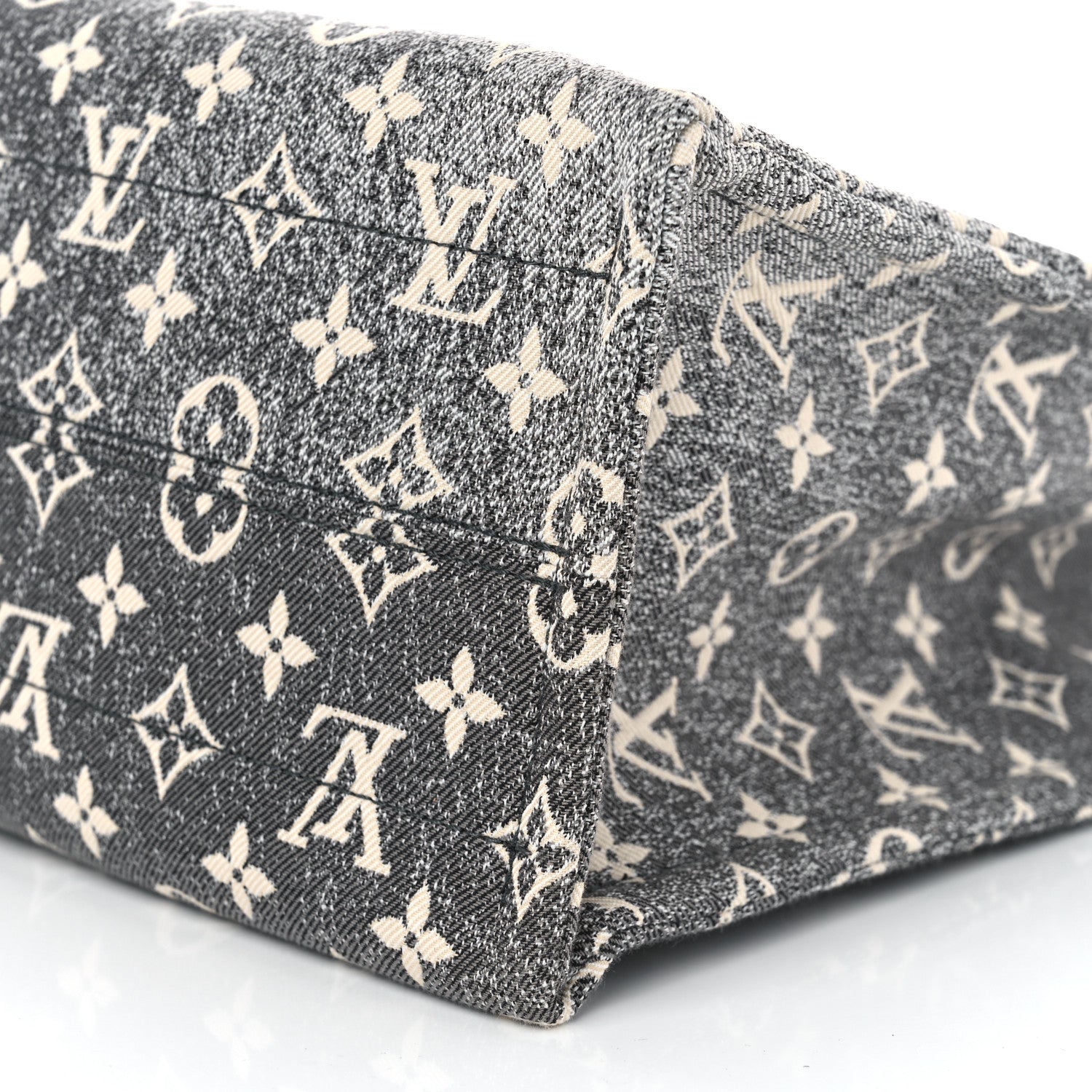Louis Vuitton Monogram Jacquard Denim Onthego MM Black 9 of 9
