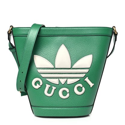 Gucci X ADIDAS Textured Dollar Calfskin Trefoil Logo Embroidered Bucket Bag New Shamarock Off White 1 of 9