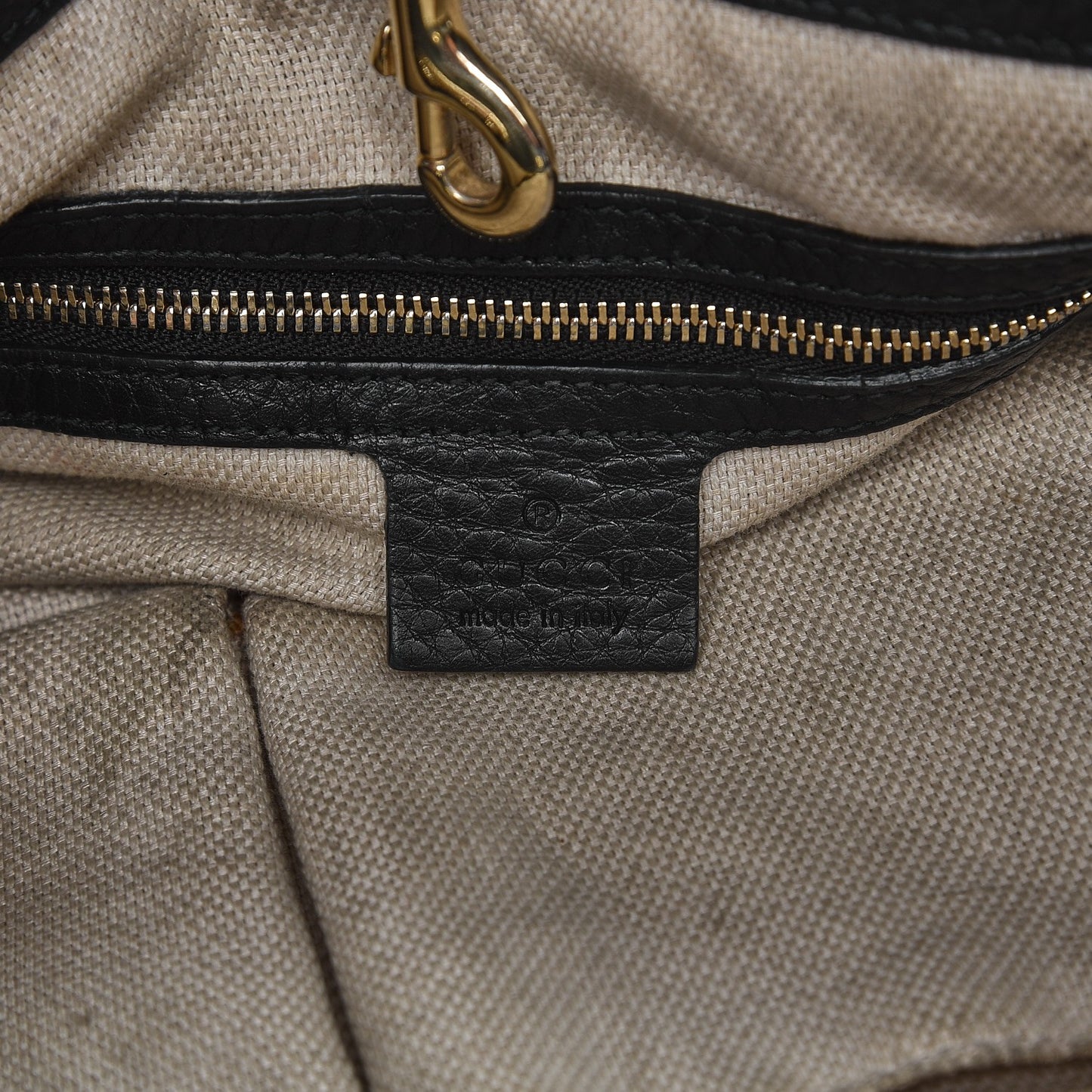 Pebbled Calfskin Medium Soho Chain Shoulder Bag Black