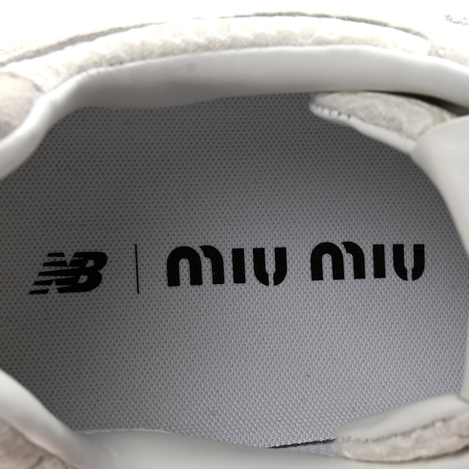 Miu Miu X NEW BALANCE Mesh Suede 530 SL Sneakers 40 White 8 of 10