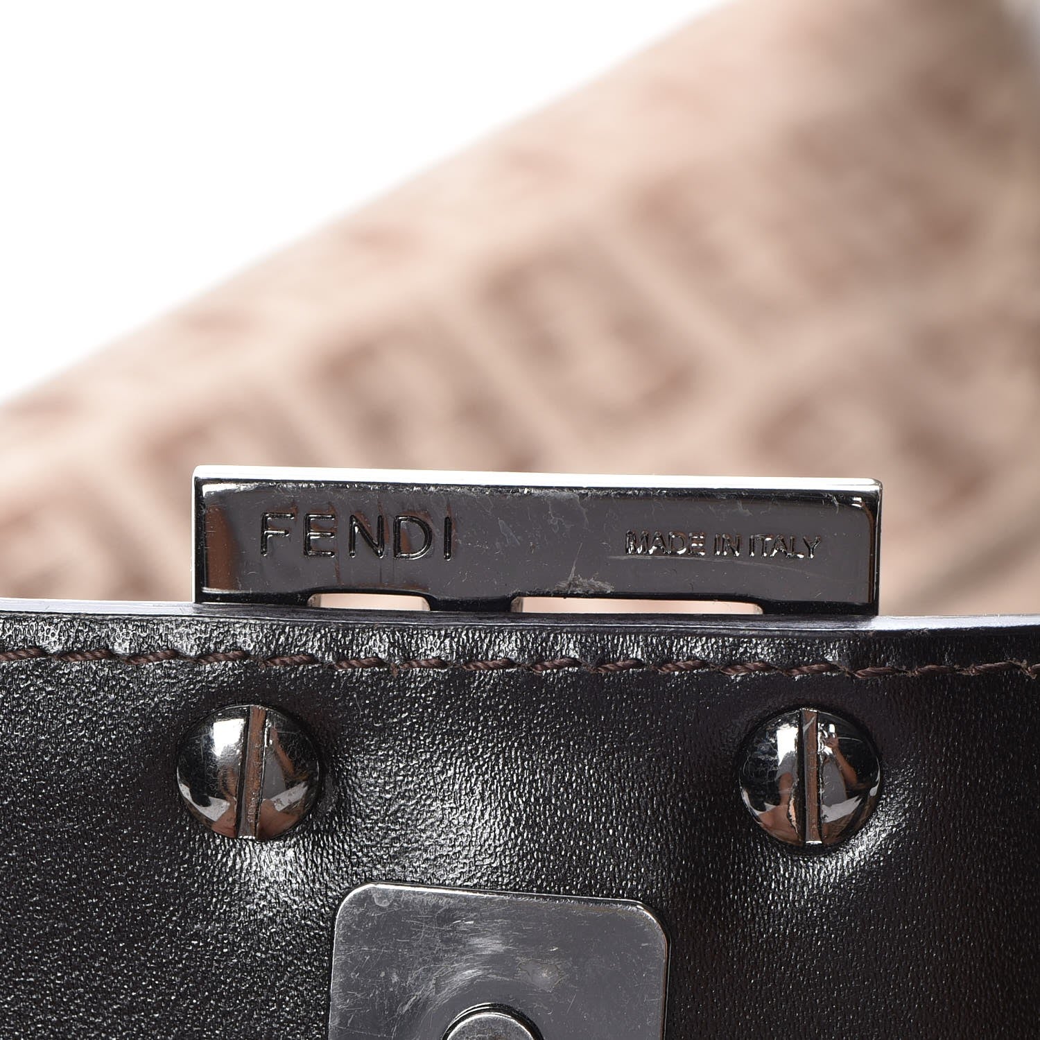 Fendi Zucchino Cuoio Shoulder Bag Mogano Panna Testa di Moro 6 of 11