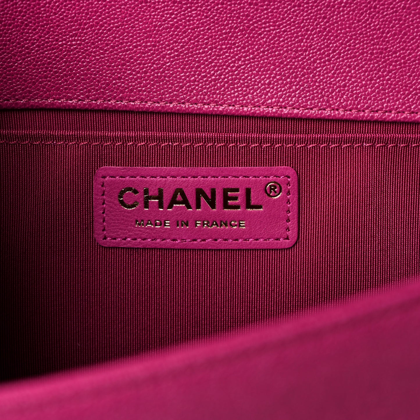 Caviar Quilted Medium Boy Flap Fuchsia