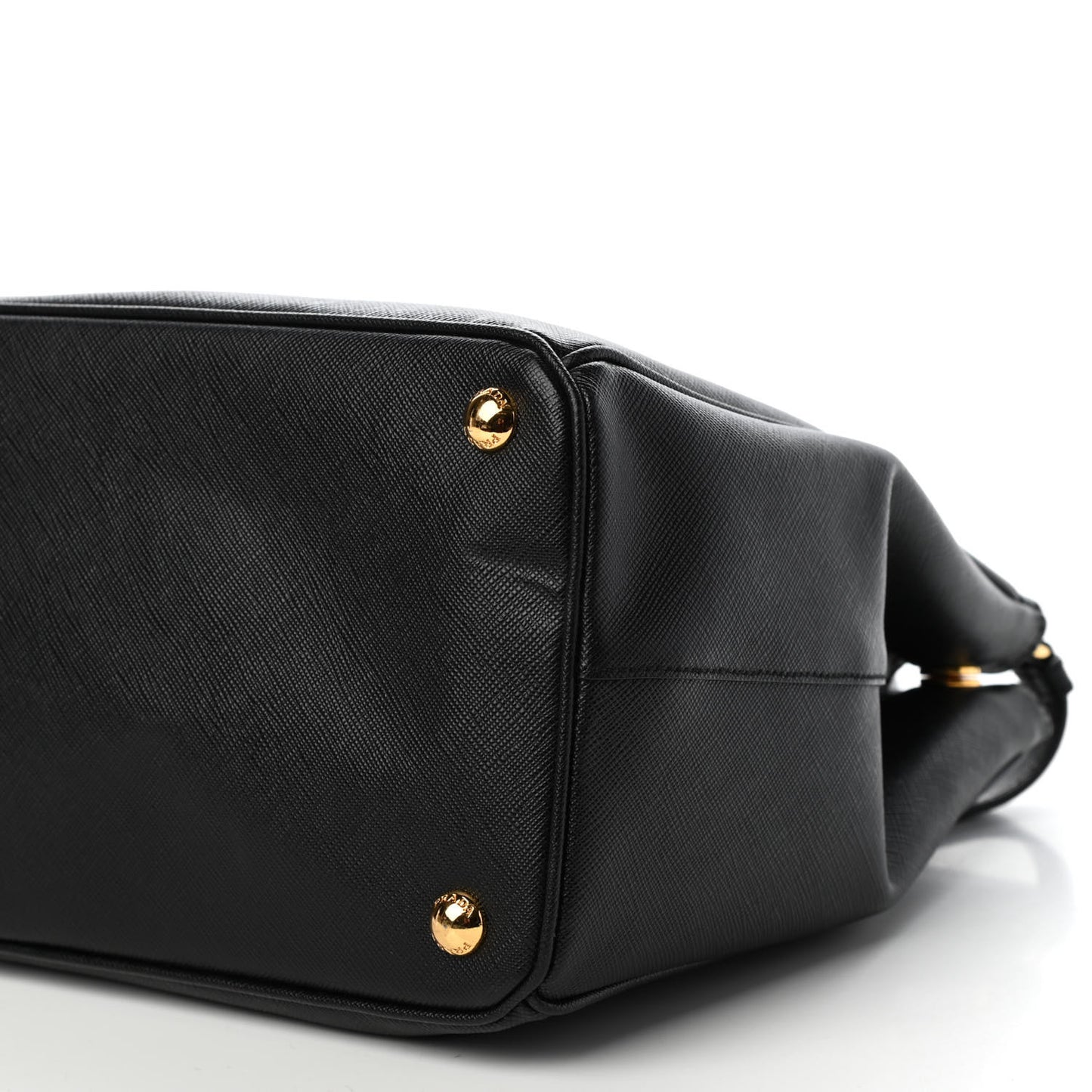Saffiano Medium Galleria Double Zip Tote Black