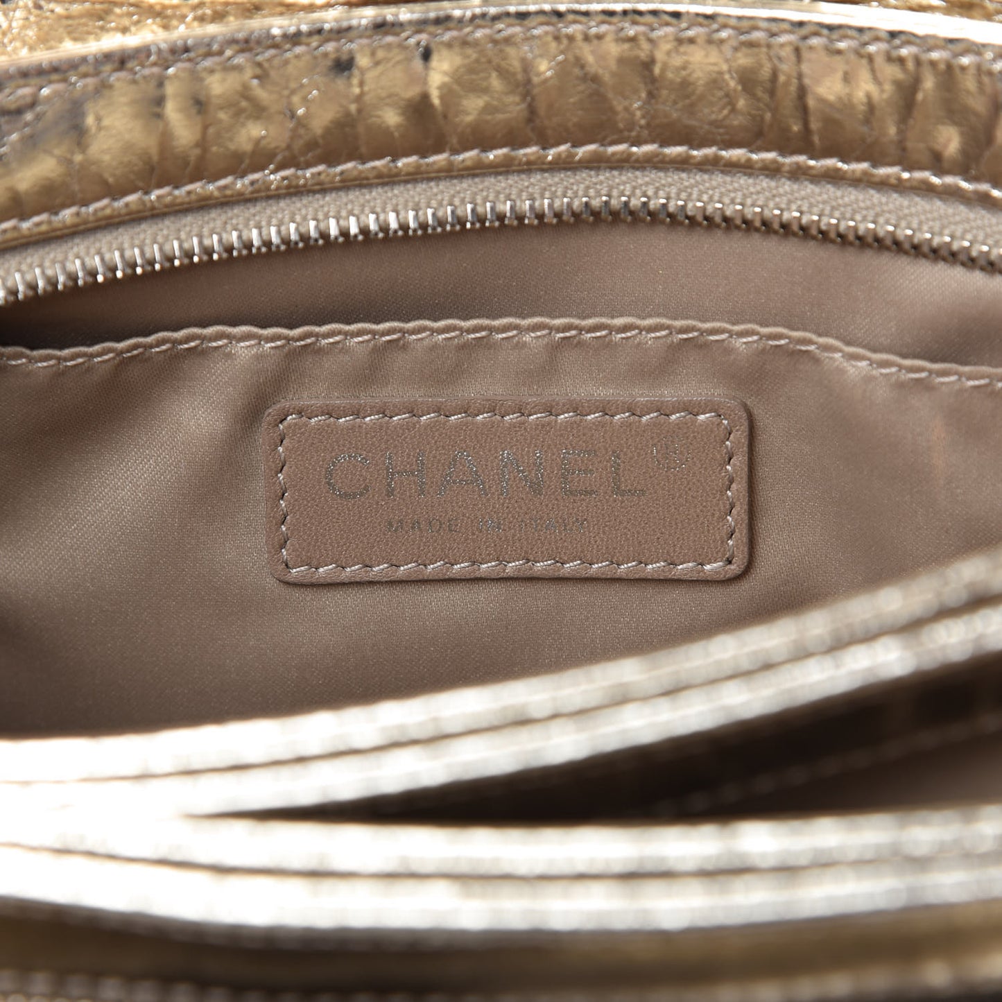 Metallic Crackled Calfskin Medium Clam's Pocket Flap Gold