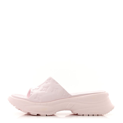 Louis Vuitton Rubber Monogram Embossed Pool 55 Flat Comfort Mule 39 Rose Clair 1 of 8