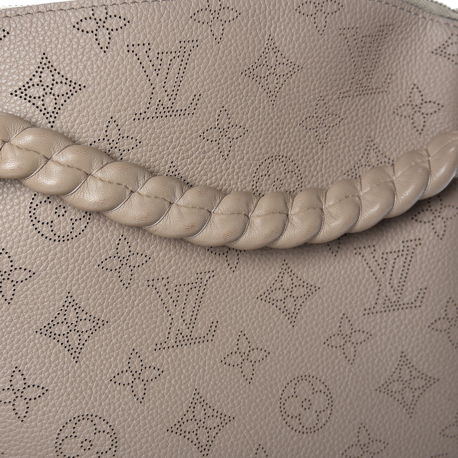 Louis Vuitton Mahina Babylone Chain BB Galet 9 of 10
