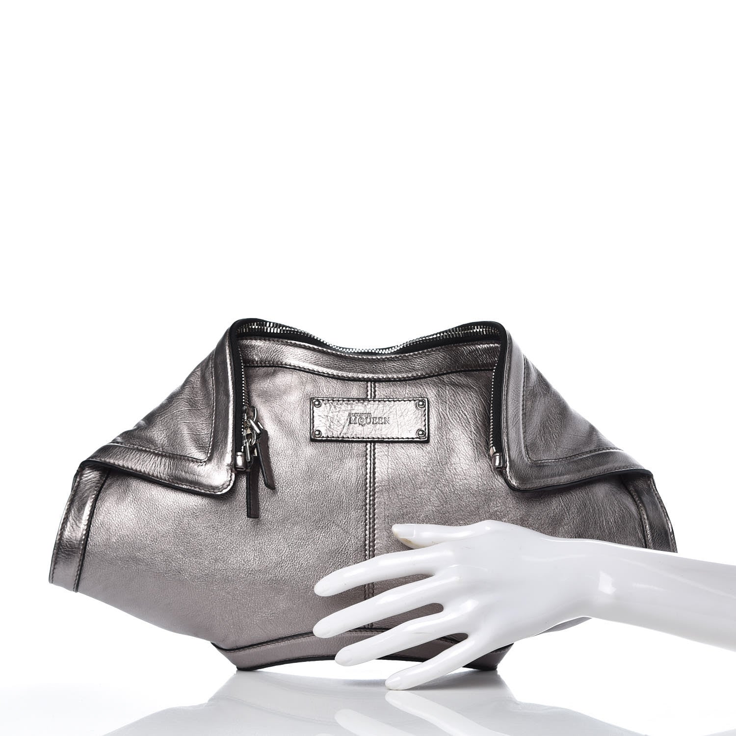 Alexander McQueen Metallic Lambskin De Manta Clutch Gun 2 of 10