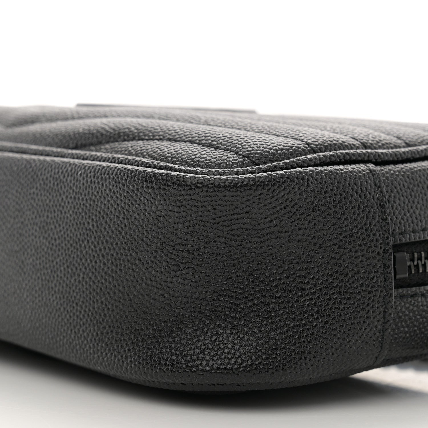 Saint Laurent Grain De Poudre Matelasse Monochrome Monogram Mini Lou Camera Bag Black 10 of 13