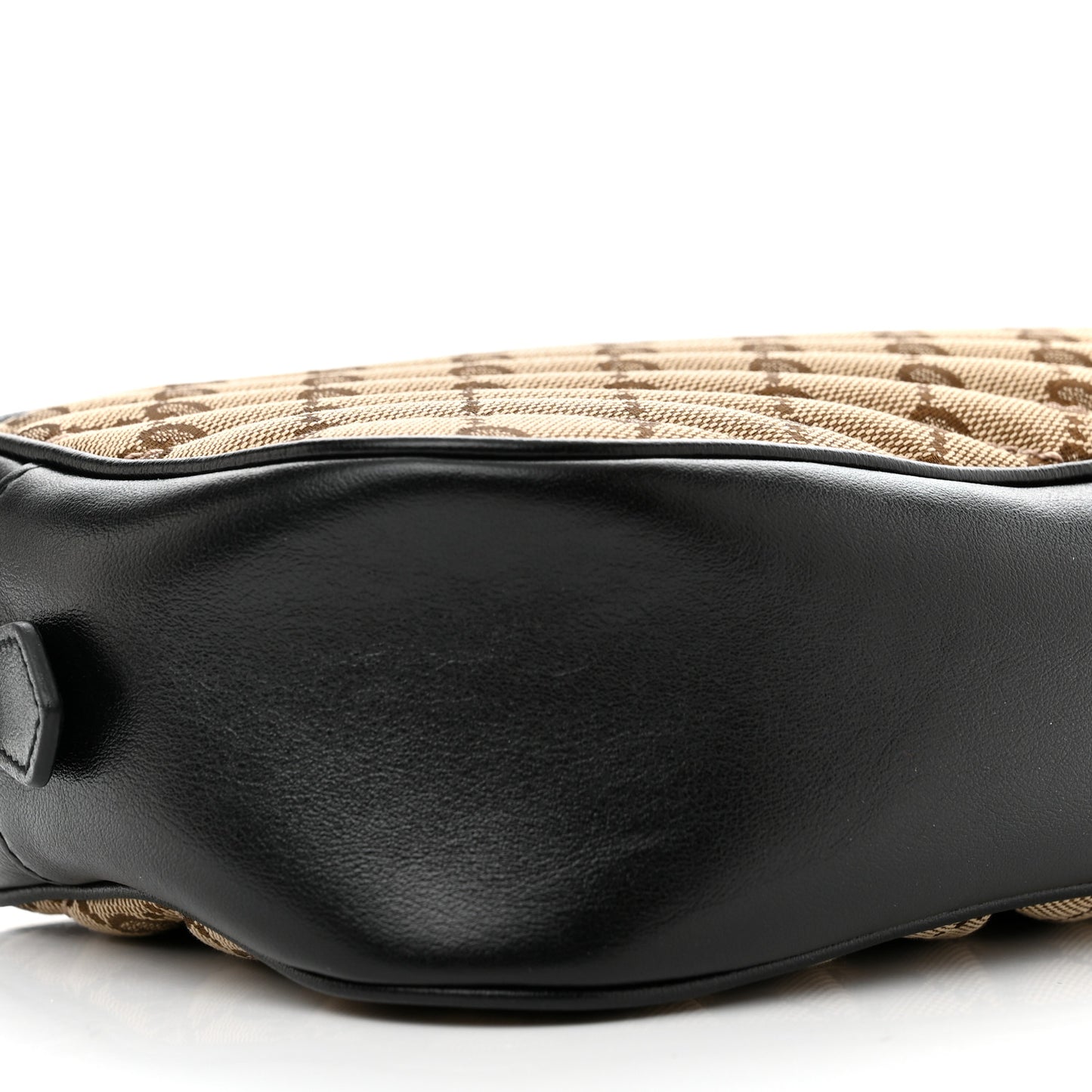 Monogram Matelasse Diagonal Small GG Marmont Chain Shoulder Bag Beige Black