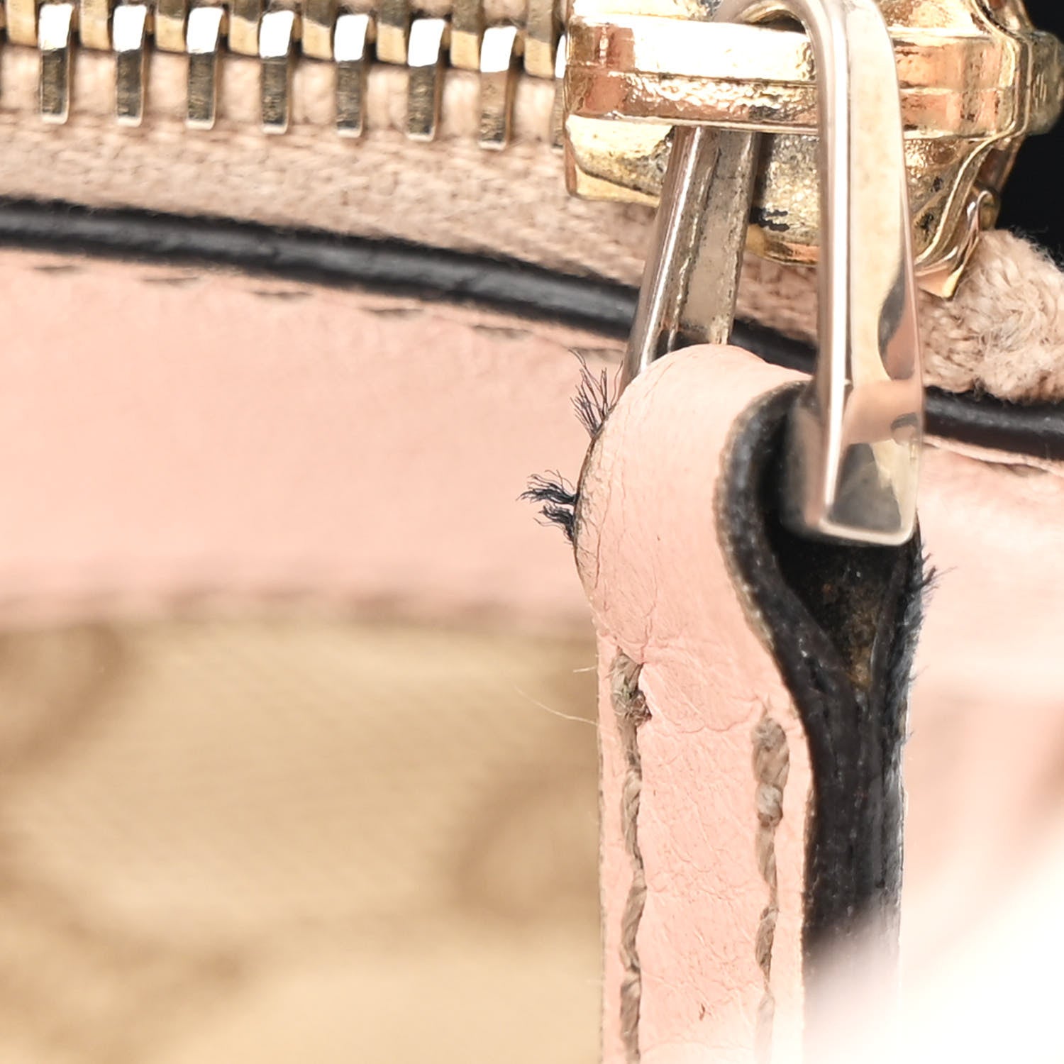 Gucci Monogram Medium D Gold Ring Hobo Pink 11 of 12