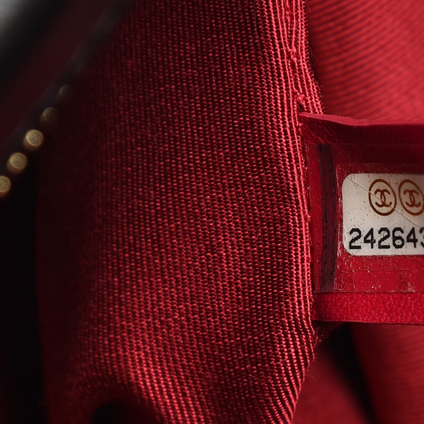 Aged Calfskin Quilted Large Gabrielle Hobo Black