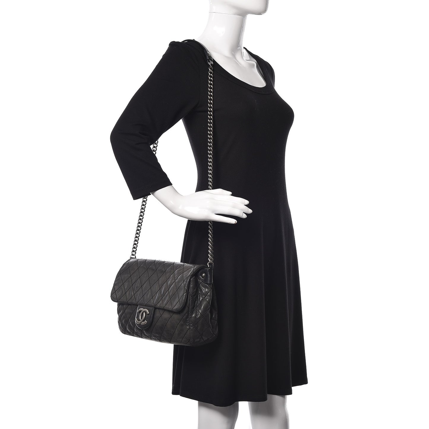 Iridescent Calfskin Large Coco Daily Flap Black