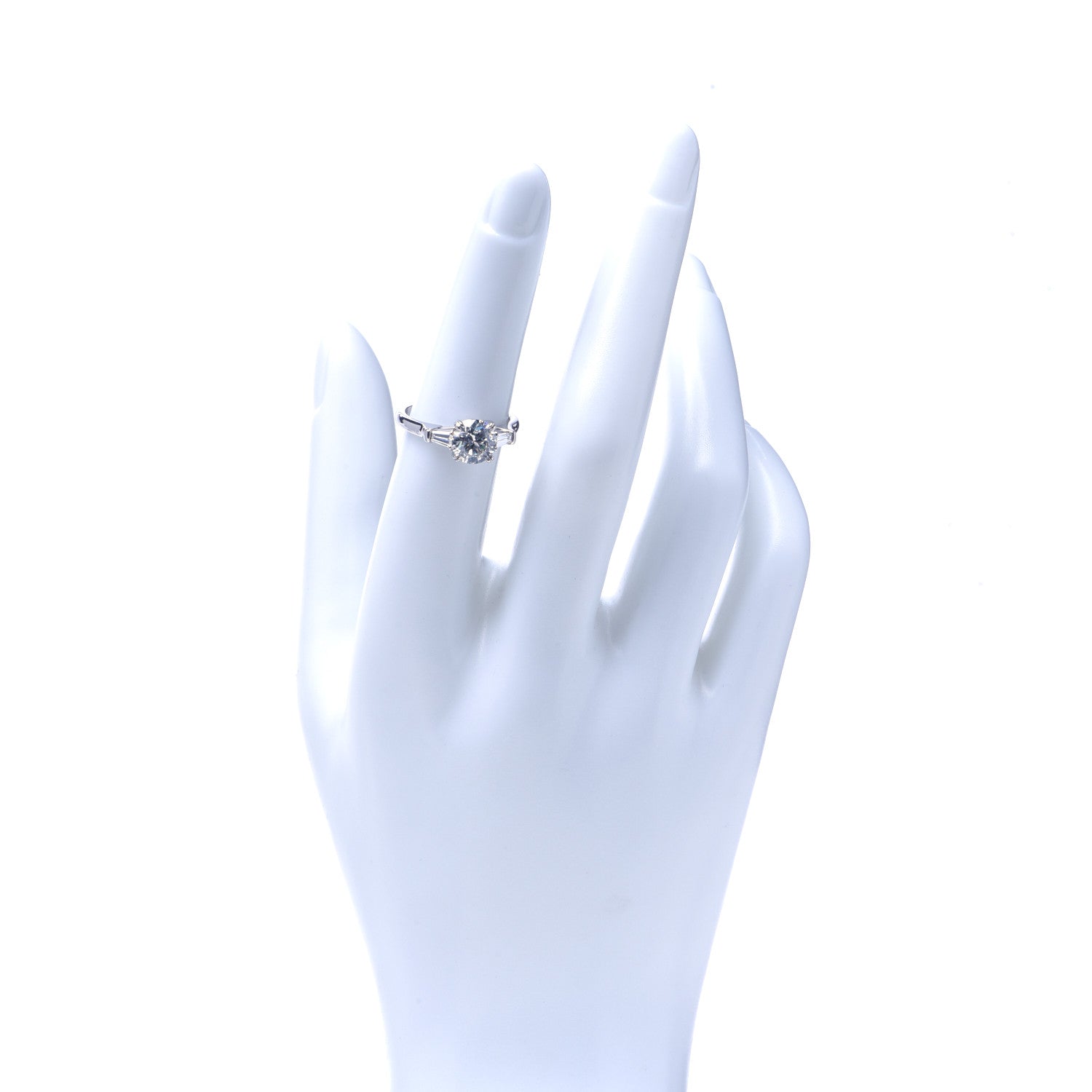 Harry Winston Platinum Diamond 1.40ct Classic Winston Round Brilliant Engagement Ring 51 5.75 2 of 7