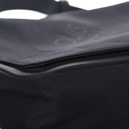 Louis Vuitton Damier Geant Messenger Bag Black 13 of 29