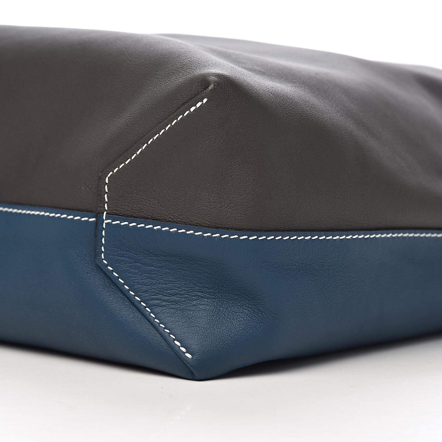 Veau Sikkim Double Sens 36 Reversible Tote Graphite Black Bleu Thalassa