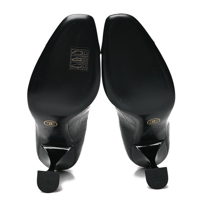 Chanel Crocodile Embossed Crumpled Patent Cap Toe Pumps 35.5 Black 5 of 8