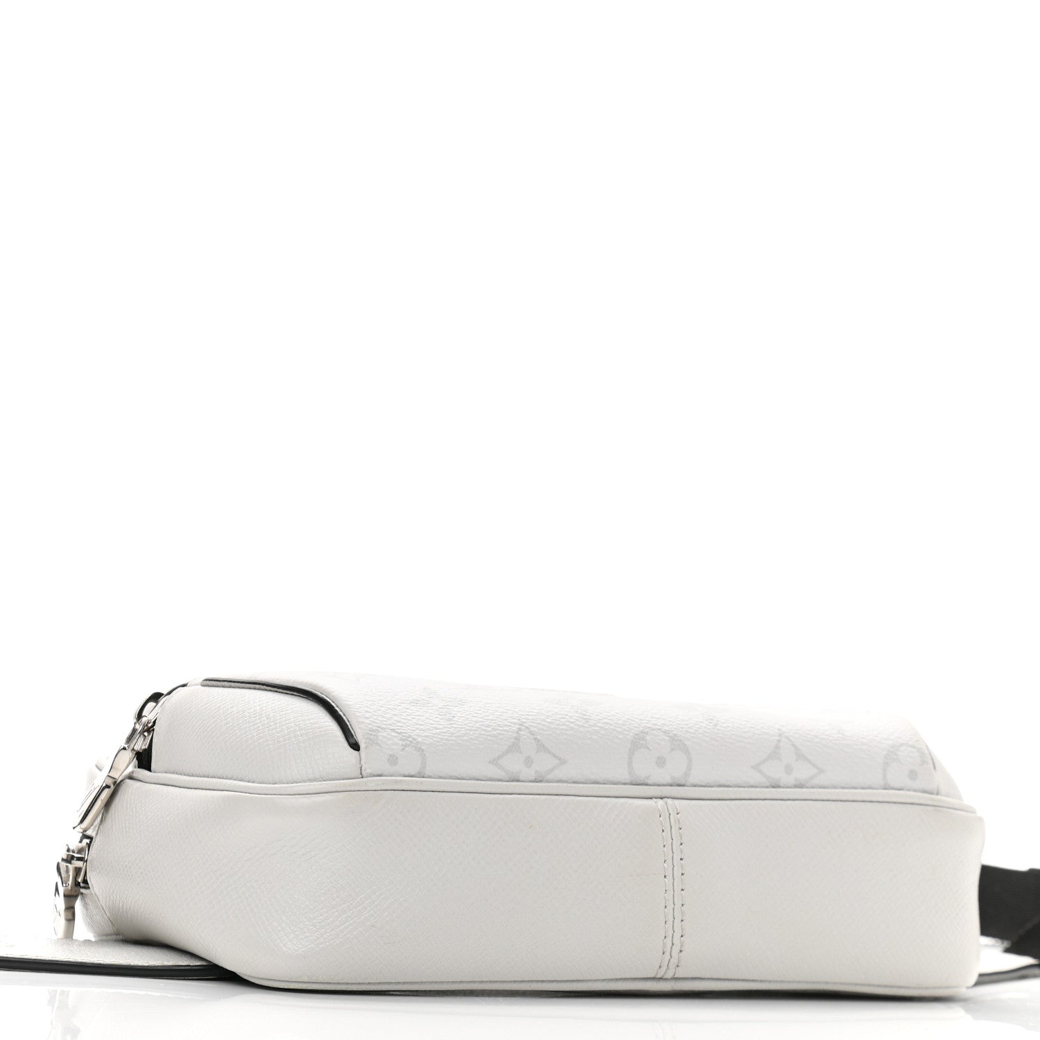 Louis Vuitton Taiga Monogram Outdoor Bumbag White 3 of 10