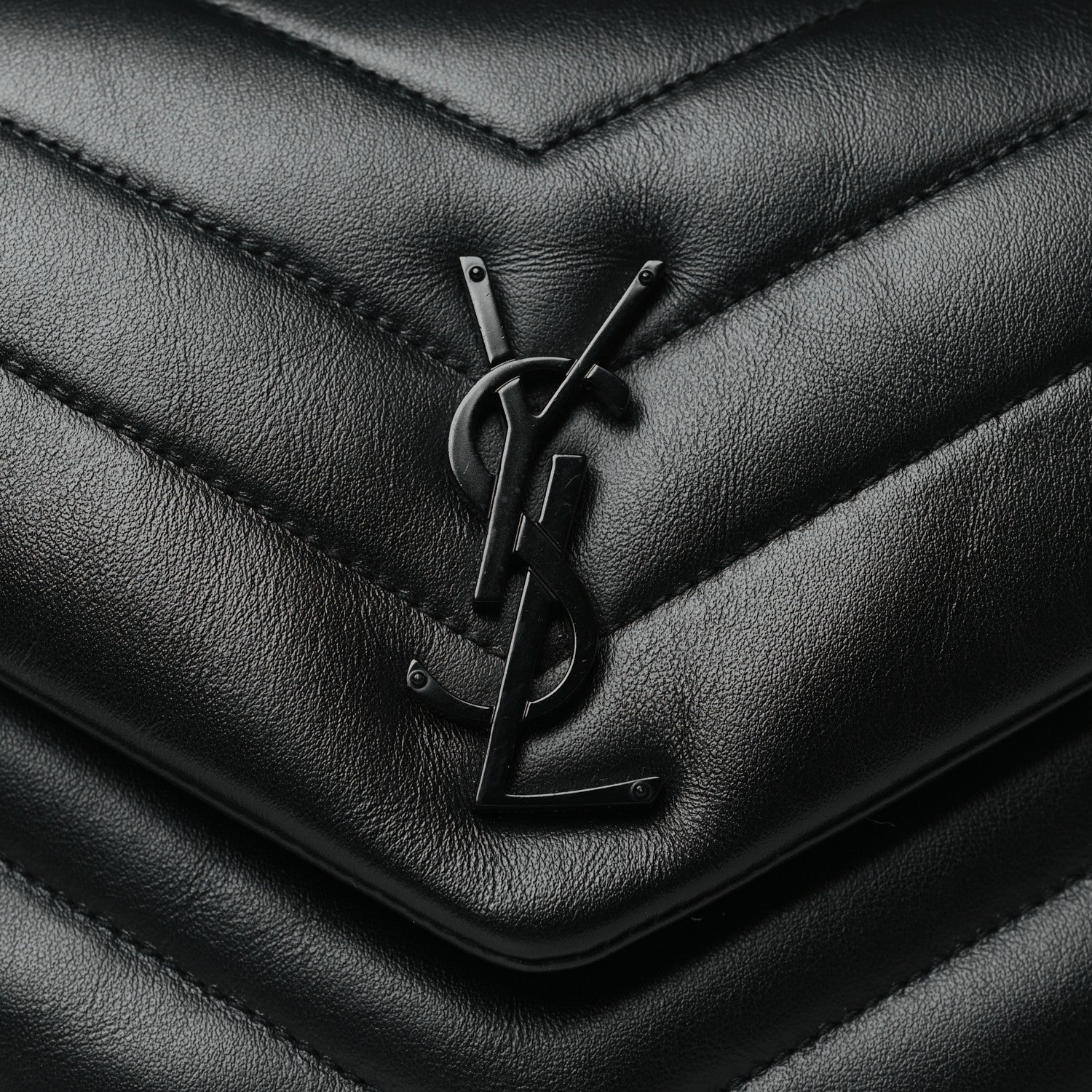 Saint Laurent Calfskin Y Quilted Monogram Monochrome Small Loulou Chain Satchel Black 8 of 10
