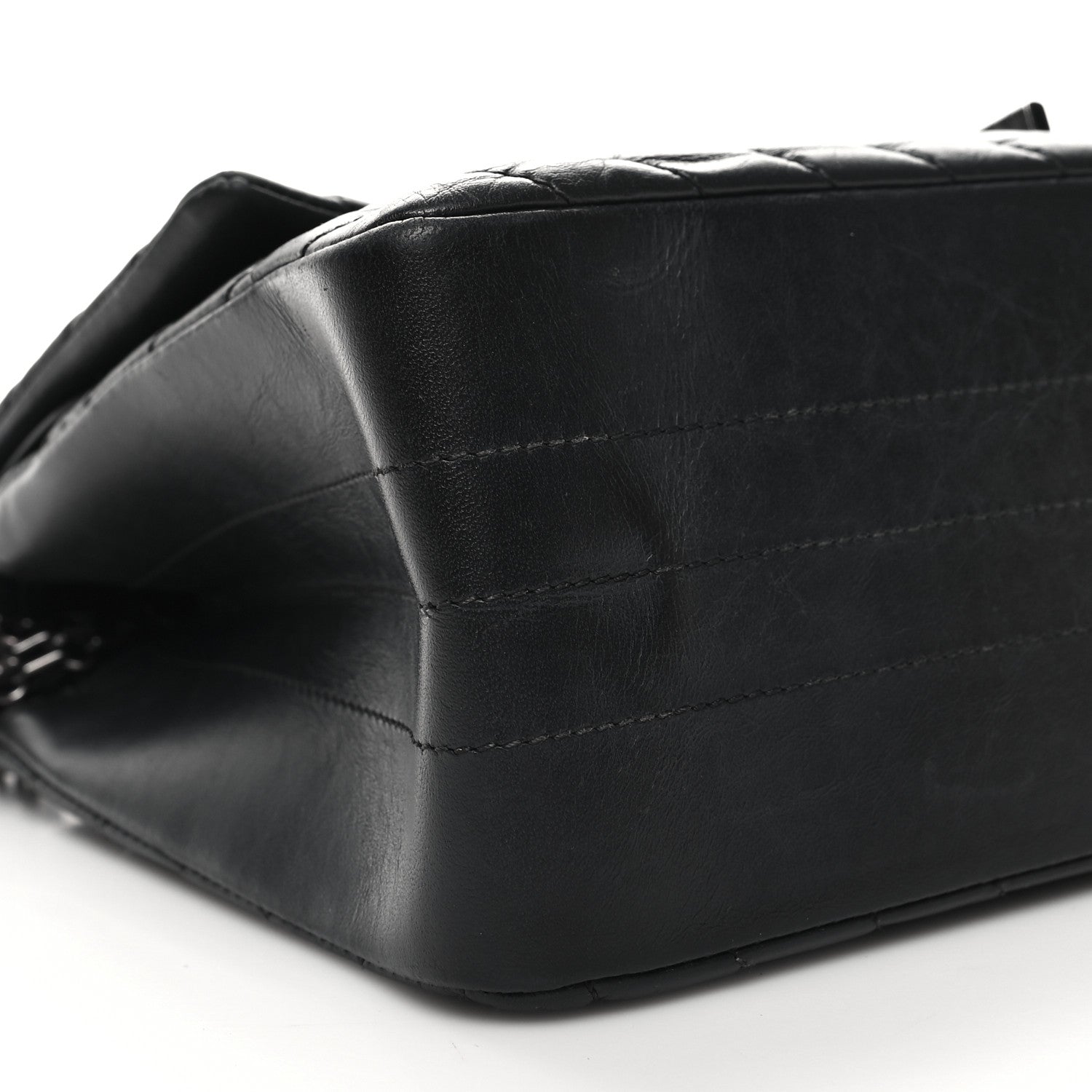 Chanel Aged Calfskin Chevron Quilted 2.55 Reissue 226 So Black 9 of 10