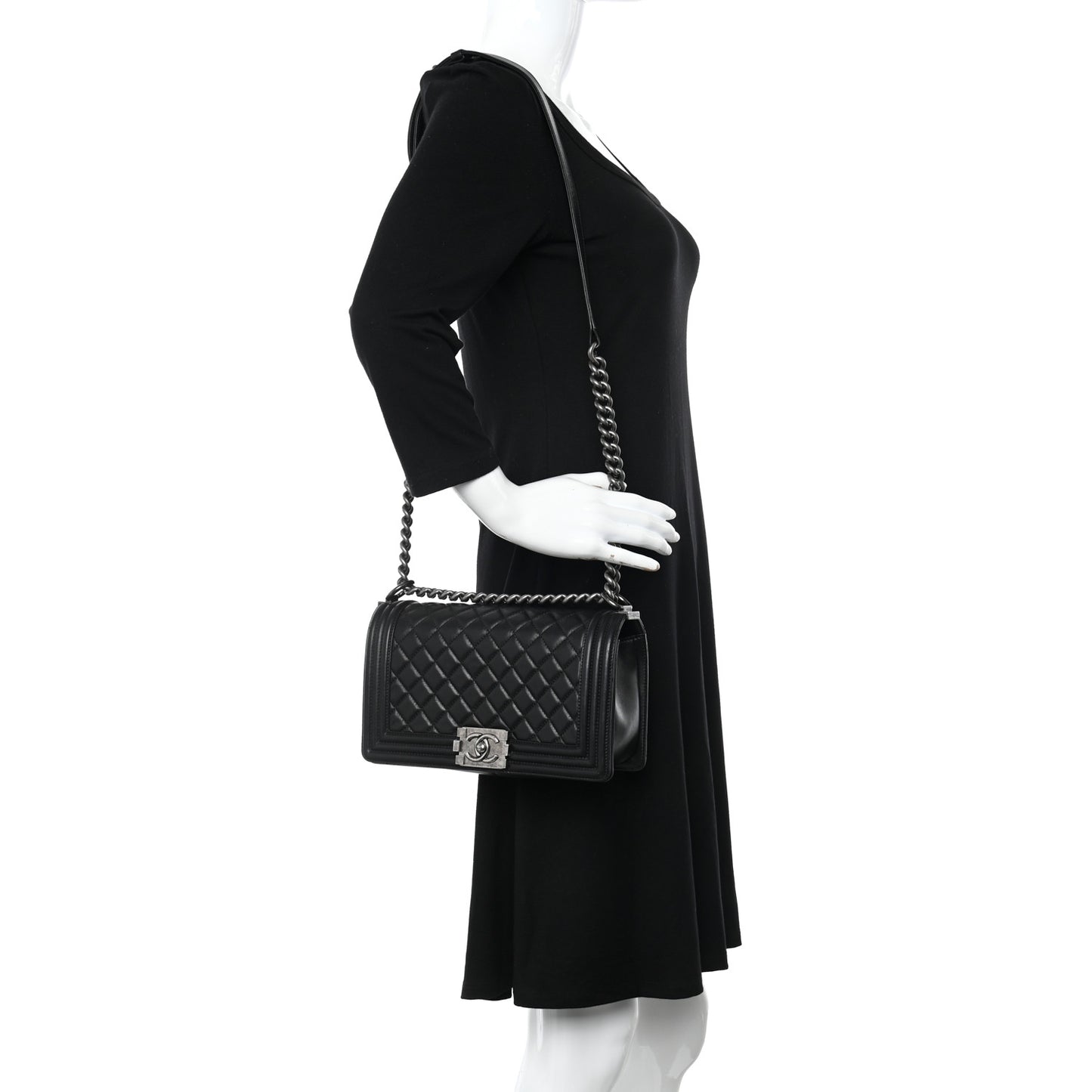Calfskin Quilted Medium Boy Flap Black