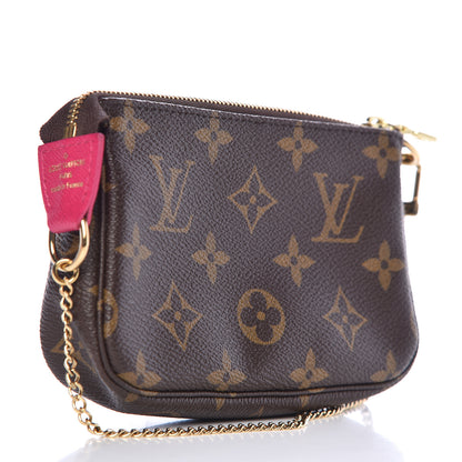 Louis Vuitton Monogram 2018 Christmas Animation Mini Bears Pochette Accessories 3 of 8