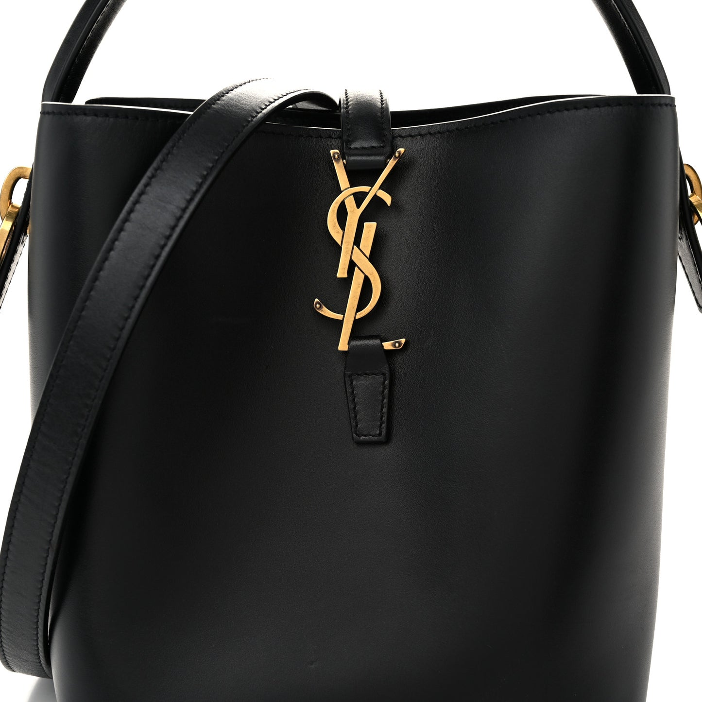 Shiny Calfskin Le 37 Bucket Bag Black