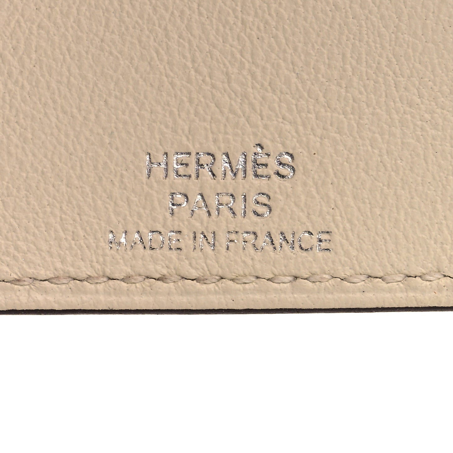 Evercolor Swift Verso Ulysse Nano Bag Charm Jaune de Naples Nata