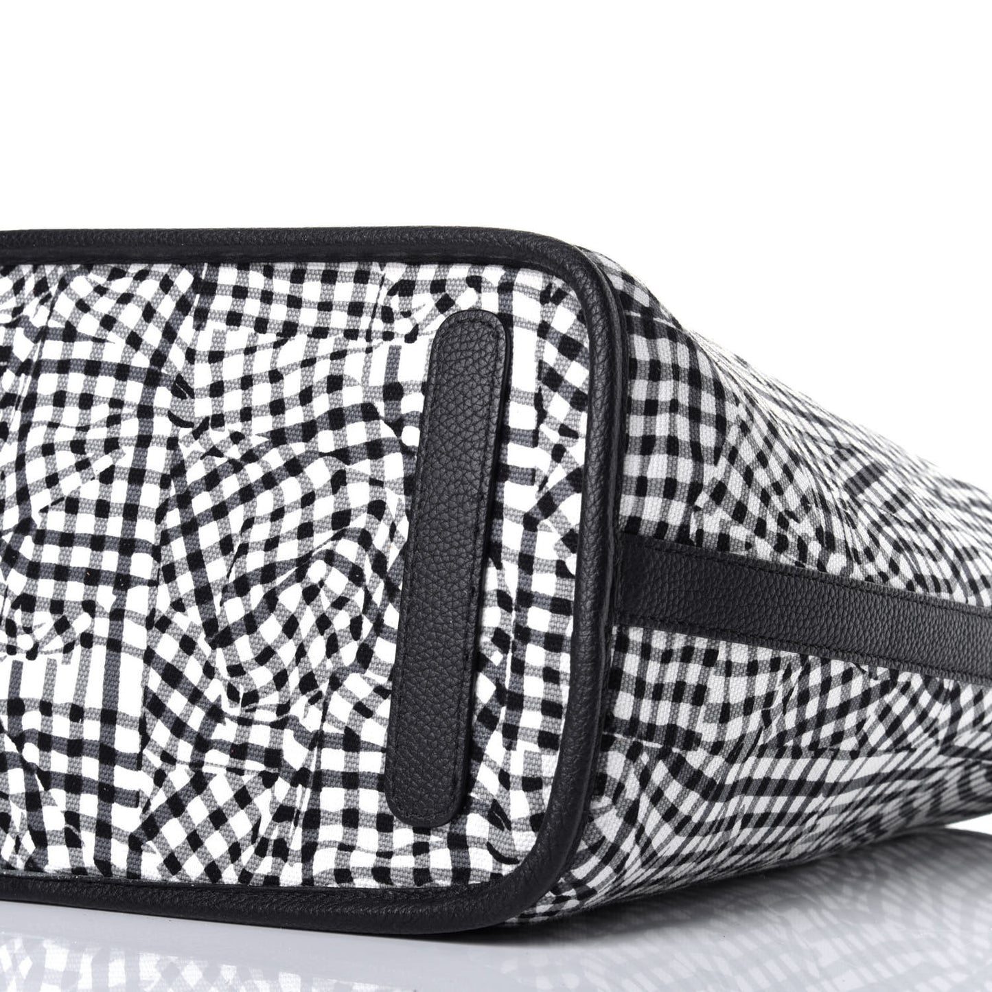 Grained Calfskin Visetos Medium Liz Reversible Shopper Tote Black