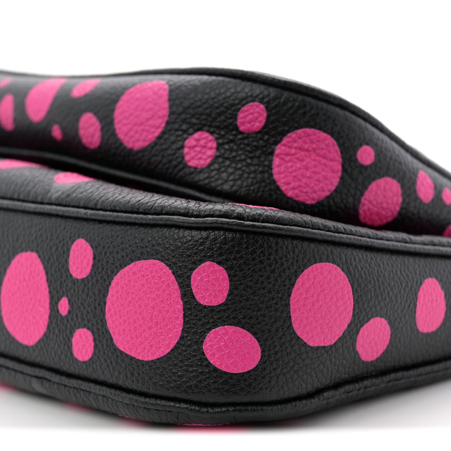LV X YK Empreinte Multi Pochette Accessories Black Fuchsia