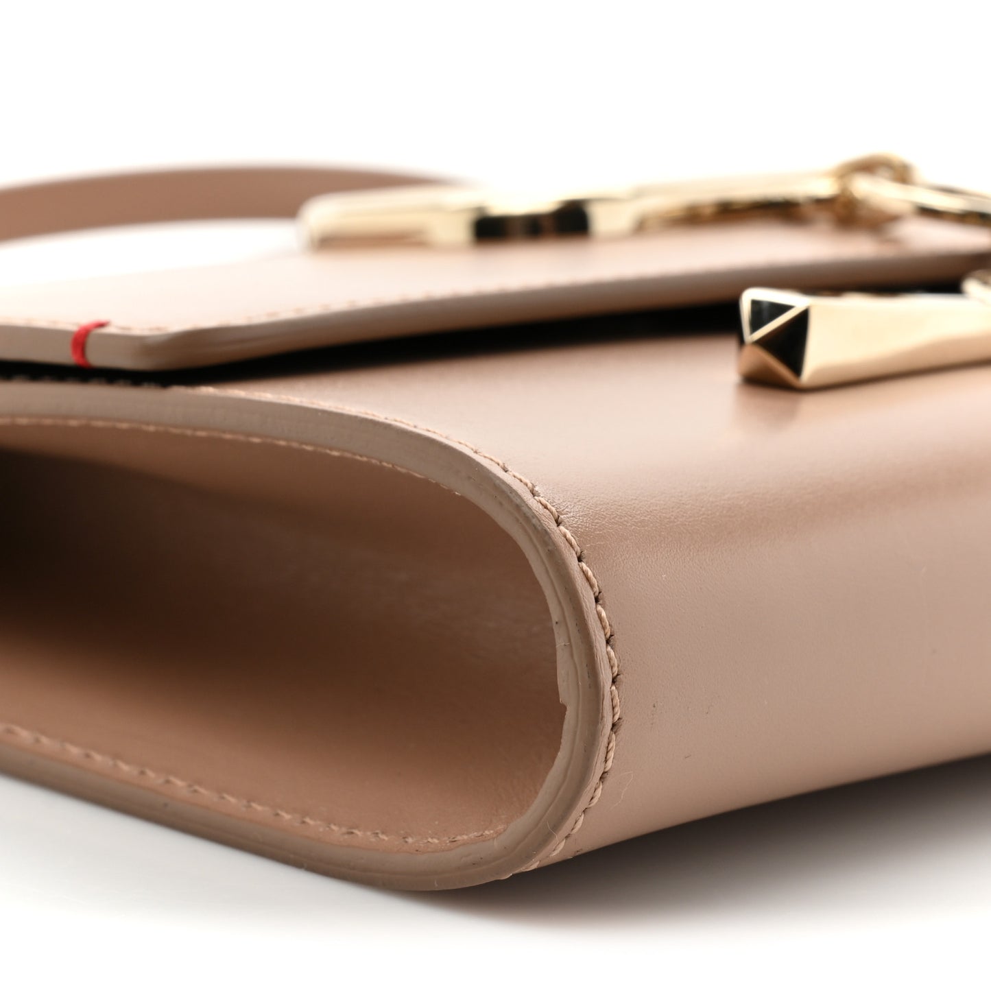 Calfskin VCase Chain Wallet Rose Cannelle