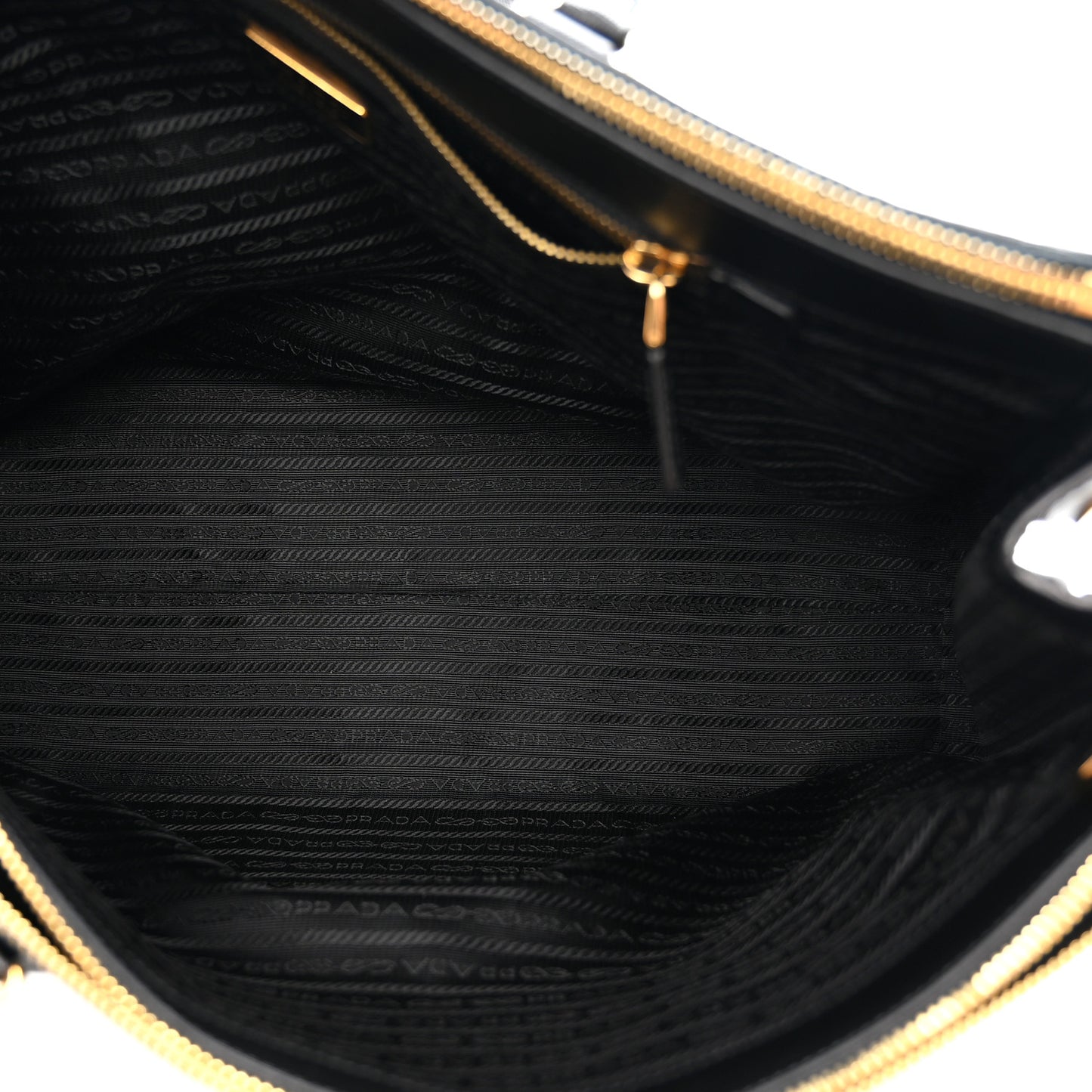 Saffiano Lux Extra Large Galleria Double Zip Tote Black