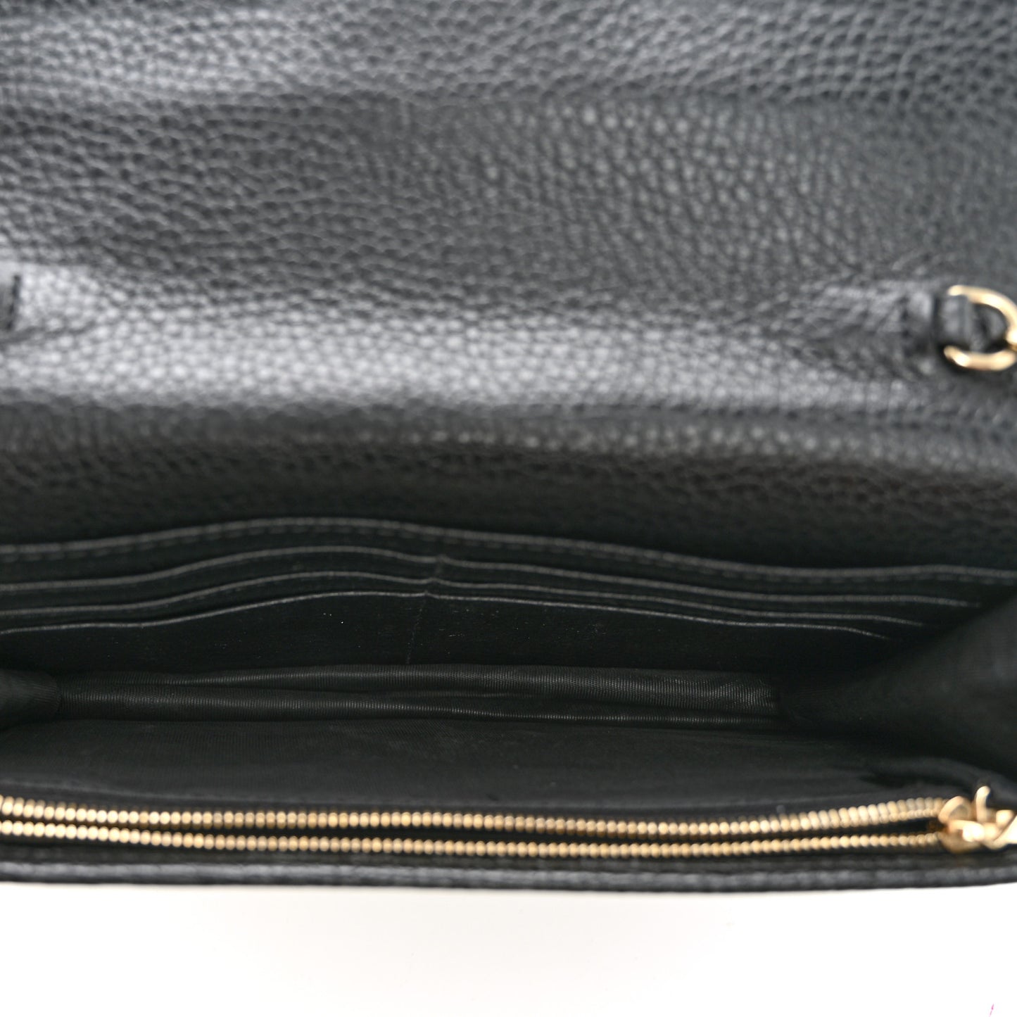 Pebbled Calfskin Soho Wallet On Chain Black