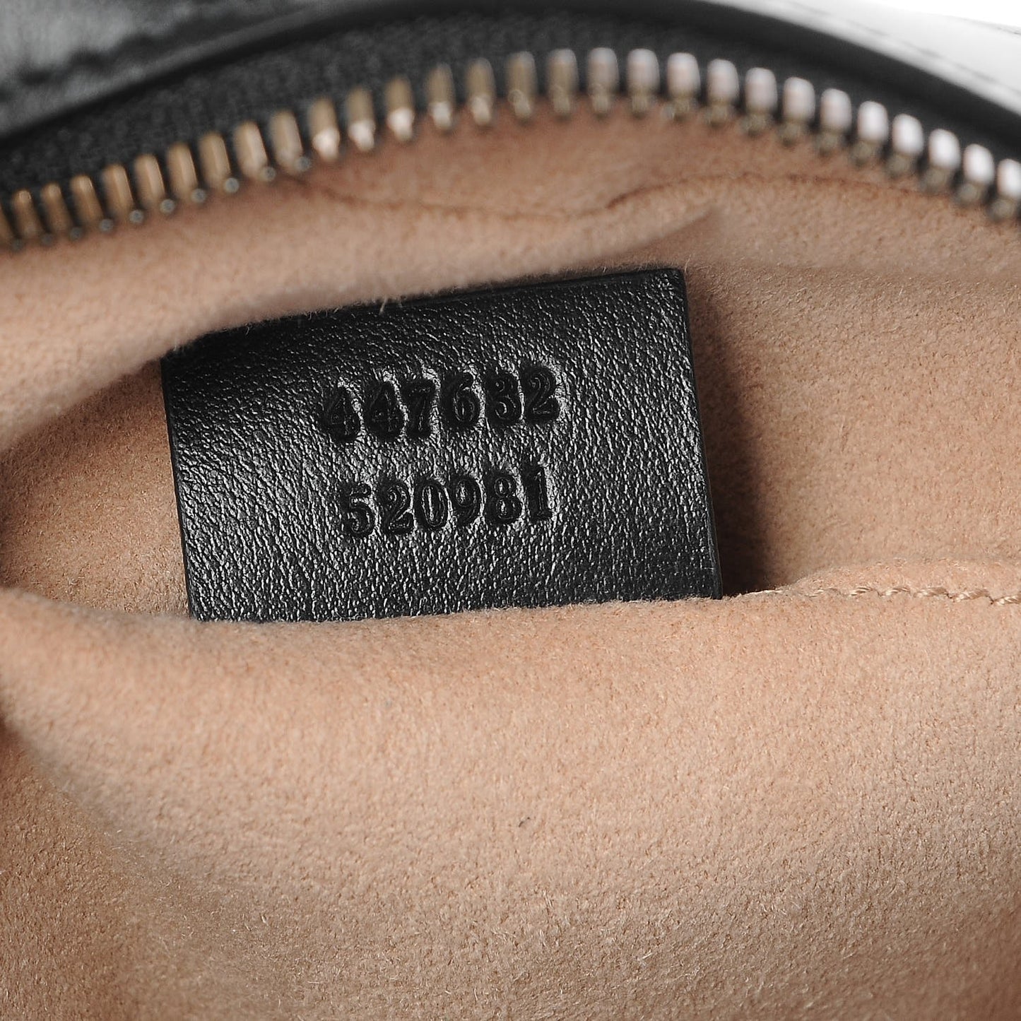 Calfskin Matelasse Small GG Marmont Chain Shoulder Bag Black