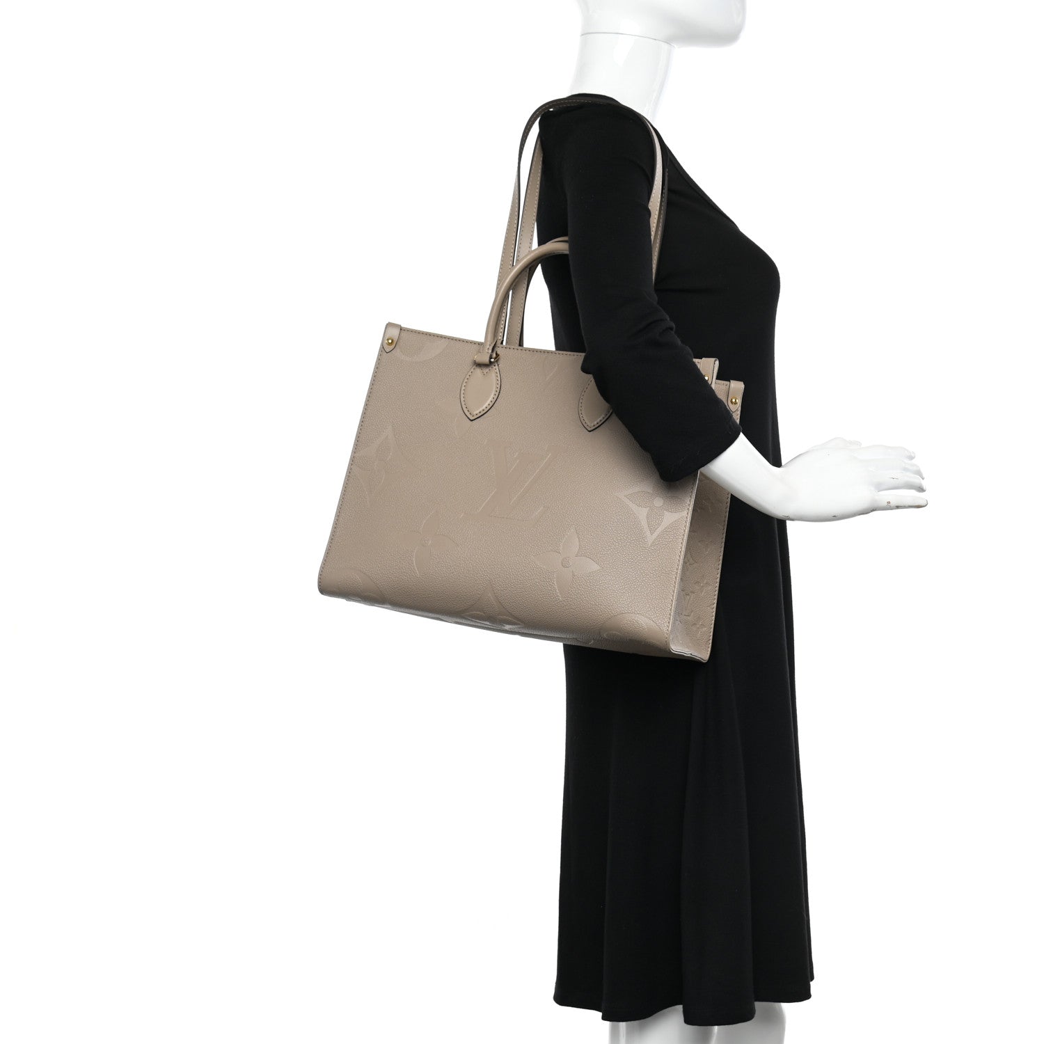 Louis Vuitton LOUIS VUITTON Empreinte Monogram Giant Onthego MM Tourterelle 2 of 9