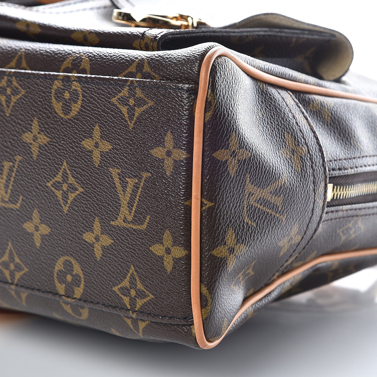 Louis Vuitton Monogram Manhattan GM 21 of 25